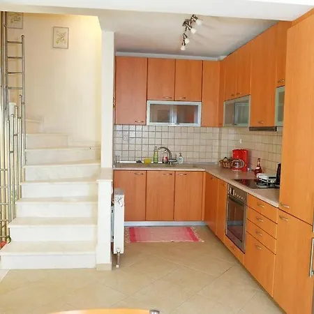 Spacious And Cozy Maisonette In Epanomi Appartement